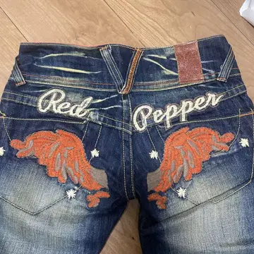 Red Pepper 자수 장식 다크 블루 데님