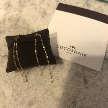 COCOSHNIK 롱 체인 귀걸이 골드
