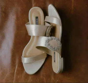 미사용 새상품 ohga BIJOU SANDAL 샌들 베이지