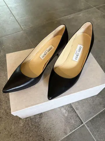 JIMMY CHOO 블랙 하이힐/펌프스