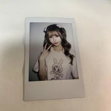 전율 카나노의 폴라로이드