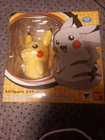 반다이 S.H.Figuarts 피카츄 피카츄 & 카비곤 피규어