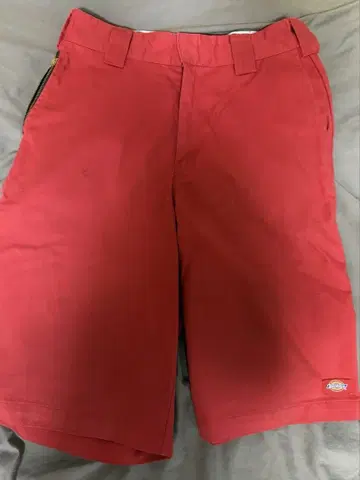 디키즈 하프 팬츠 빨간색