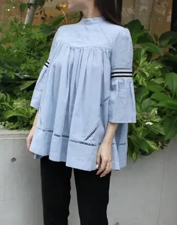 미사용 BORDERS at BALCONY EMBROIDARY 블라우스