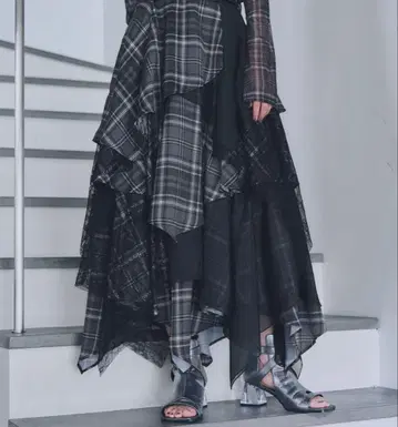 HARE MIX 체크 랜덤 스커트