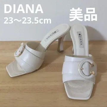 DIANA 화이트 샌들 핑 힐