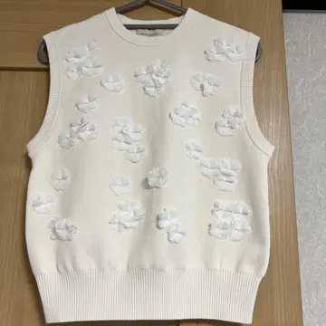 UNITED ARROWS 플라워 니트 베스트