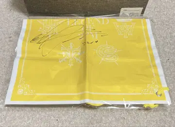2PM 준호 친필 사인 포함 가방