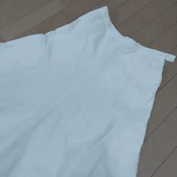 케이타 마루야마 꽃잎 모티브의 플레어 스커트