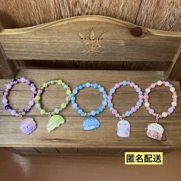 둥근 눈의 수족관 팔찌 오징어 거북이 진베이 상어 쏠배감펭 랏코