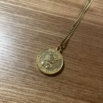 헬로키티 산리오 코인 목걸이
