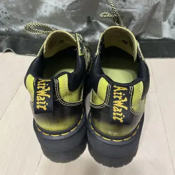 Dr.Martens 통굽 부츠