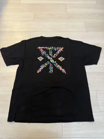 ROARK 티셔츠