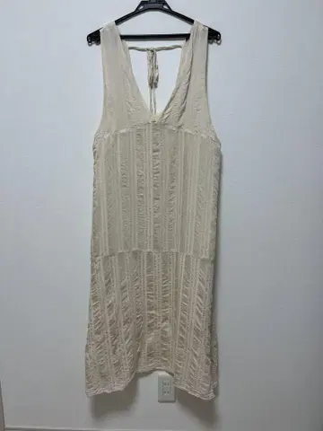 아이보리 슬리브리스 롱 원피스