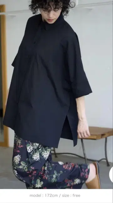 리브라큐 블랙 반팔 셔츠 프리 사이즈