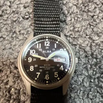 Z216 SEIKO ALBA 밀리터리 10BAR 달력 유니섹스