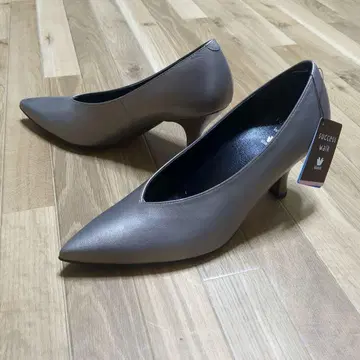 와코루 성공 워크 펌프스 23cm 택 포함 스틸레토 V 컷