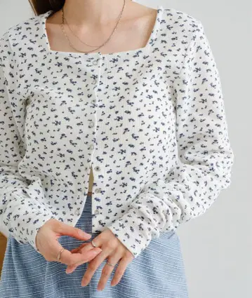 Kastane 미니 꽃무늬 스퀘어 써멀 가디건 아이보리