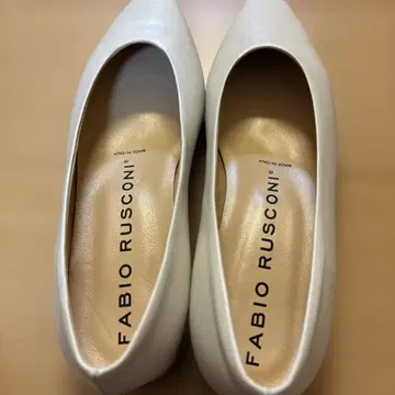 FABIO RUSCONI 화이트 펌프스