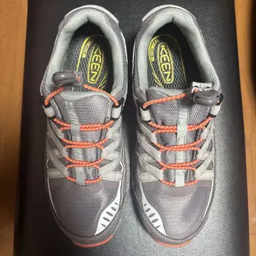 keen 스니커즈 24cm