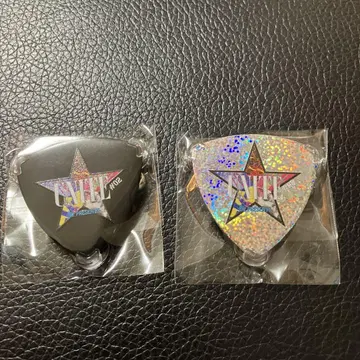 B'z UNITE #02 가챠 피크 배지 2종 세트