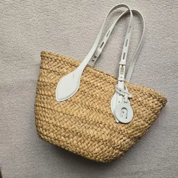 훌라 FURLA 내추럴 스트로우 바스켓백 토트백 참 포함