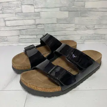 버켄스탁 샌들 애리조나 25 에나멜 블랙