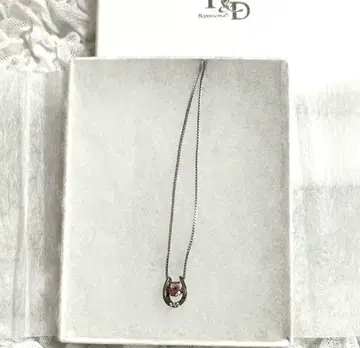 H&D 한정판 스와로브스키 목걸이