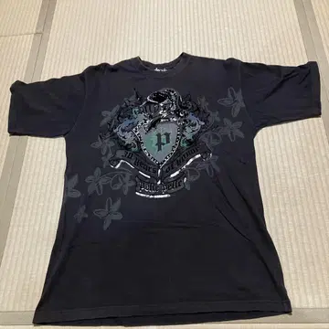 pelle pelle 그래픽 티셔츠 L 사이즈