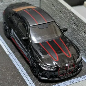 1/64 미니그트 BMW M4