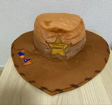 토이스토리 우디 모자 쿠션