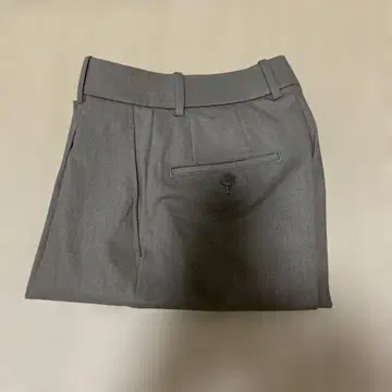 유니클로 턱 와이드 팬츠 올리브 사이즈 XS