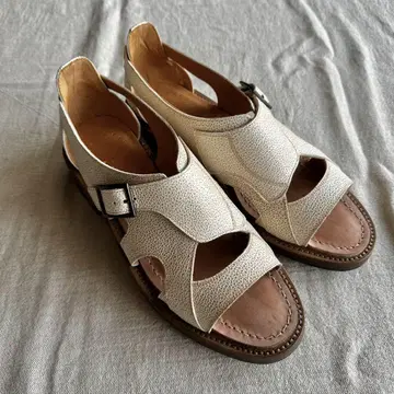 post production hunt-sandals 포스트 프로덕션