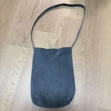 Hender Scheme 핸더 스킴 pig shoulder 천연 가죽