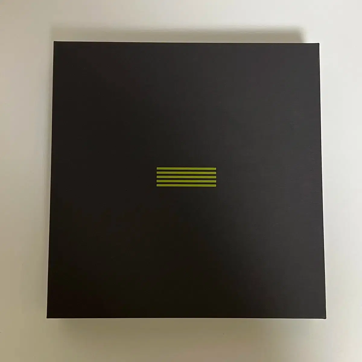 Big Bang Made (G-dragon ver.) album on Bunjang Global Site.