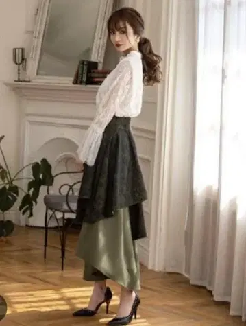 emiriawiz 레이스 콤비 헴 스커트 카키 M