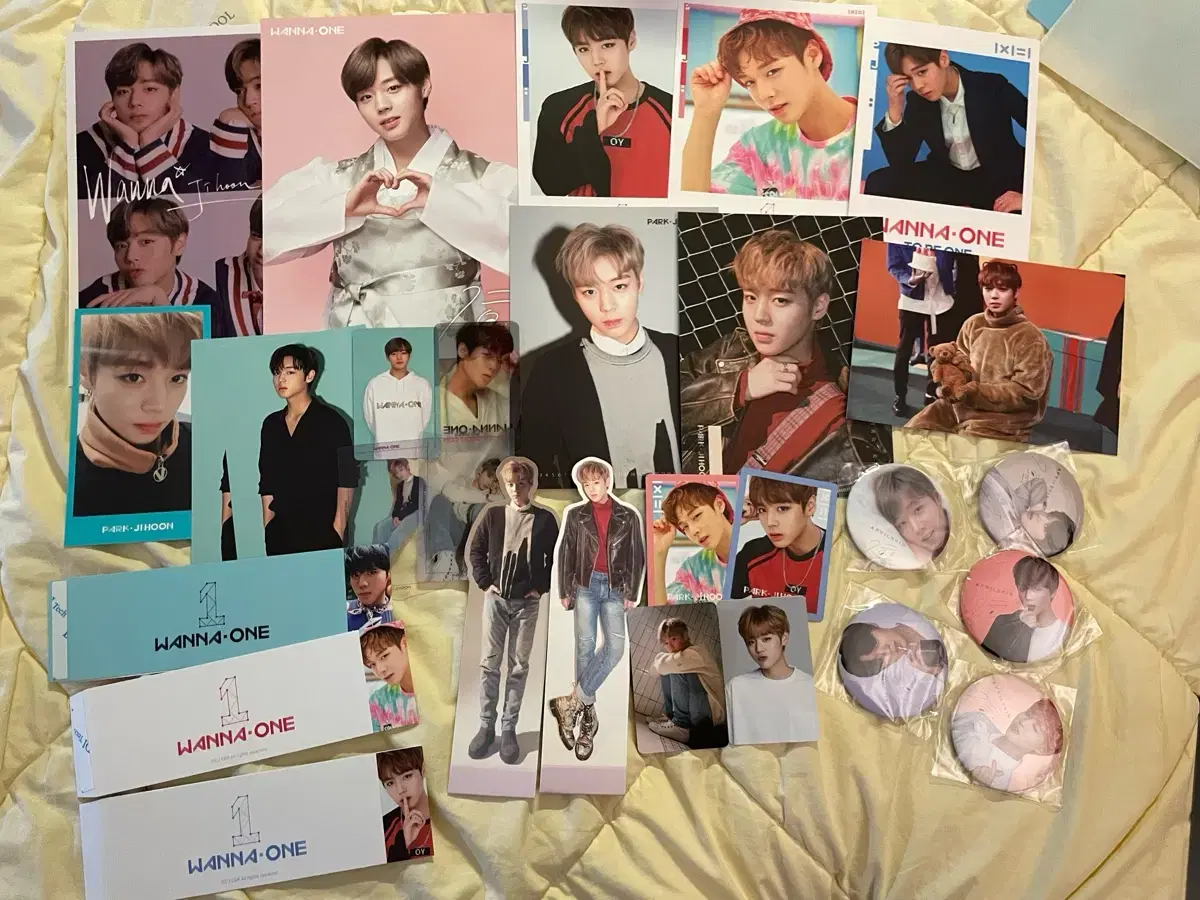 Negotiable) Weak Hero Park Jihoon official goods bulk (Life size Cutout, poca, sleeves, etc.