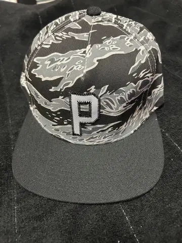 PRIMITIVE 캡 모자
