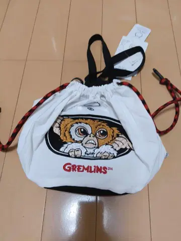 그라니프 그렘린 자수 토트백