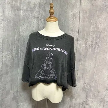 H&M 디즈니 앨리스 인 원더랜드 숏 데미지 티셔츠