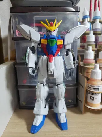 건담 MG 1/100 반다이