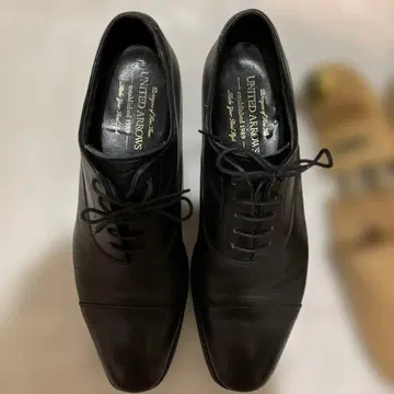 UNITED ARROWS 블랙 드레스 신발 사이즈 8