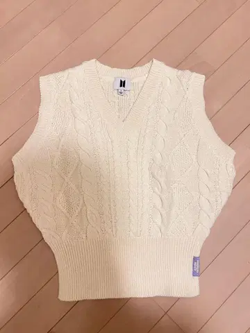 BTS Holiday Collection 니트 베스트 S 사이즈
