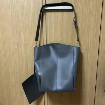 FRAY I.D 프레이 아이디 파우치 포함 라운드 백