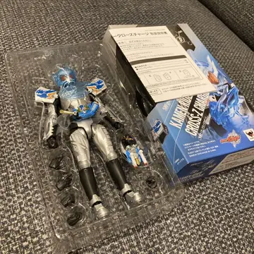 가면라이더 클로즈 충전 S.H.Figuarts