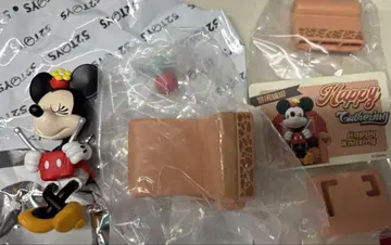 52TOYS 디즈니 미키 & 프렌즈 해피 개더링 미니 마우스