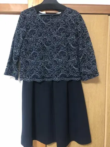 QUEENS COURT 네이비 드레스 세트