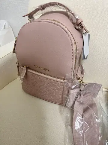 메종 드 플뢰르 마리 콜라보