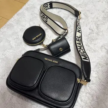 마이클코어스 블랙 숄더백