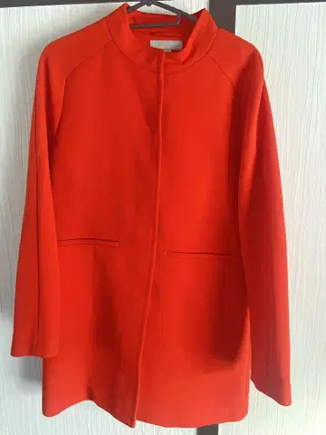 H&M 레드 체스터 코트 EUR 40